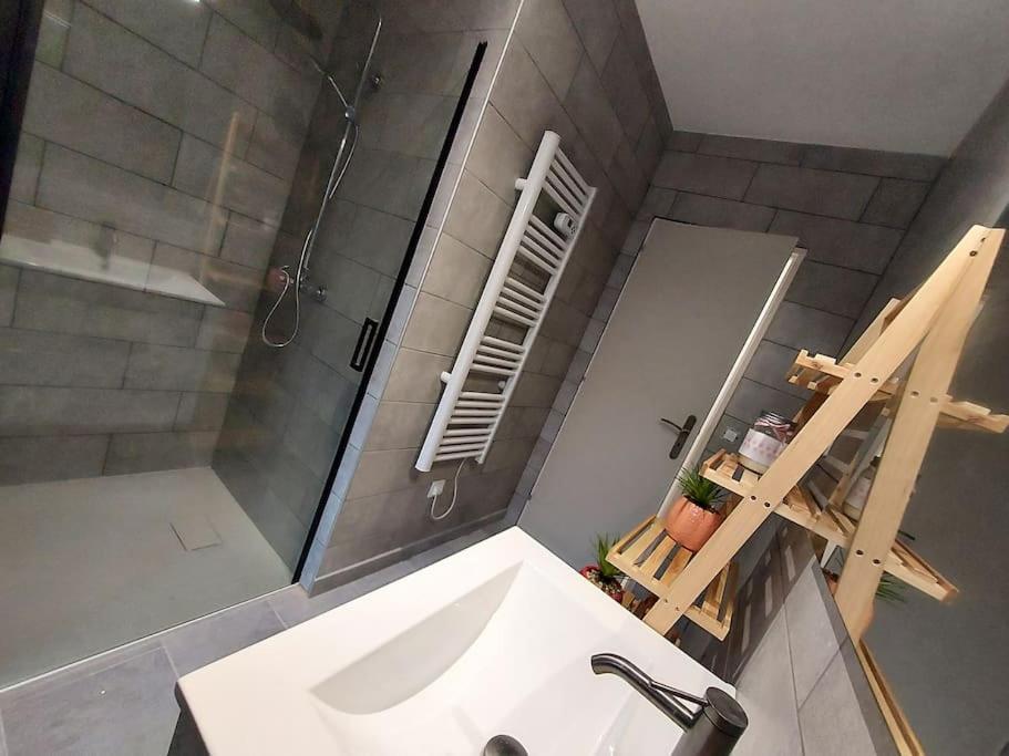 Maison Cosy 3 Chambres A La Campagne L'Abergement-Sainte-Colombe ภายนอก รูปภาพ